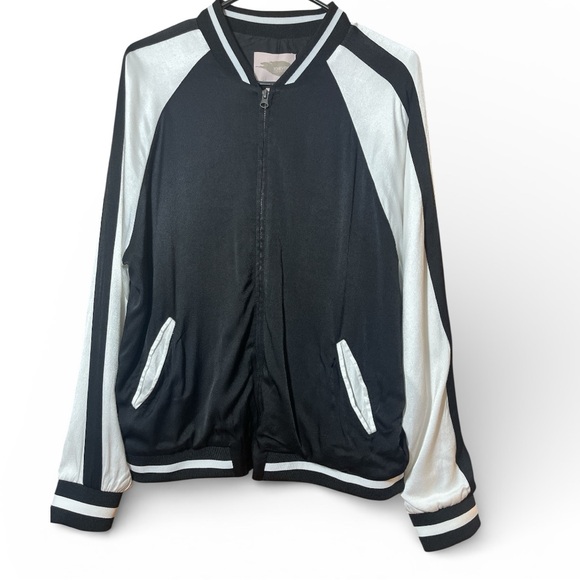 Forever 21 Jackets & Blazers - Forever 21 Satin Varsity Bomber Jacket Color Black Ivory Size M